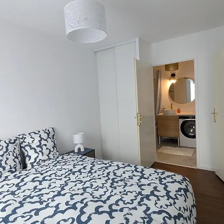 - Hotel, Proche Et Paris, Parking, Wifi شقة